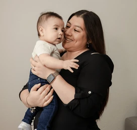 files/mujer_1_bebe_2.png